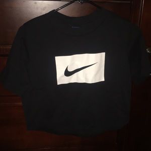 Nike Crop Top